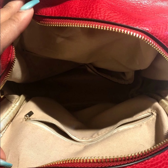 Red backpack - Picture 3 of 4